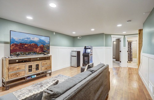 Monument House | Buckskin Hideaway