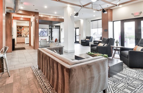 Soulard Apartment | Bud Brewery + Eats | Pool & Gym | Zencity