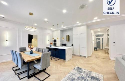 Vizivaros Apartment | Buda Suite I HillCharm I 3bdrm
