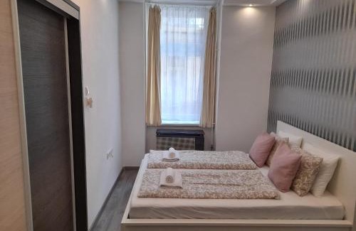Terezvaros Apartment | Budapest Central Andrassy Apartment