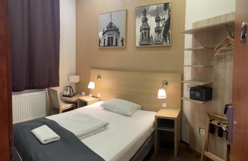 Erzsebetvaros House | Budapest Citi Guesthouse - contactless self check in