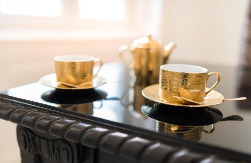 Inner City Budapest Apartment | Budapest Eye Presidential with Jacuzzi & Sauna