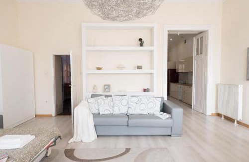 Belvaros - Lipotvaros Apartment | BudapestEasyFlat Basilica Lux