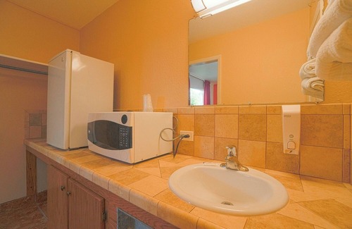 Weslaco Hotel | Budget Family Stay Near Weslaco’s Best Attractions | Free Parking