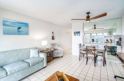 Kihei Condo | Budget Friendly - Kihei Akahi C-608, Ocean Views, Short Walk to Kamaole Beach II