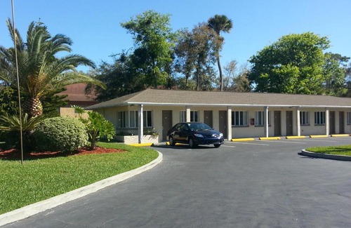 Daytona Beach Hotel | Budget Inn of Daytona Beach
