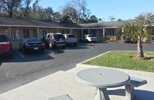 Daytona Beach Hotel | Budget Inn of Daytona Beach