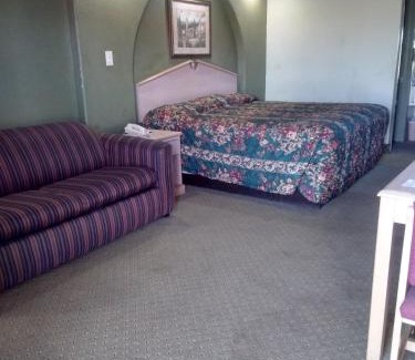 San Antonio Hotel | Budget Inn San Antonio Downtown I-10 East