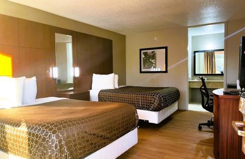 Phenix City Bed & Breakfast | Budgetel Inn - Phenix City
