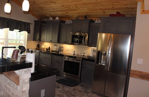 Chalet Village North Ski Chalet | Built in 2018 this is a charming, spacious chalet that sleeps 6!