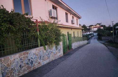 Kryevidh Hotel | Bujtina Ismet Gjeli