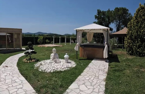 Montecatini Val di Cecina House | Bungalow 'Glamping B' with Shared Pool, Shared Garden and Wi-Fi