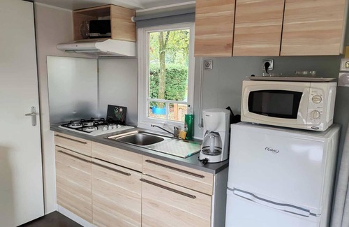 La Boissiere-de-Montaigu House | Bungalow for 6 people near the Puy du Fou in a pleasant campsite.