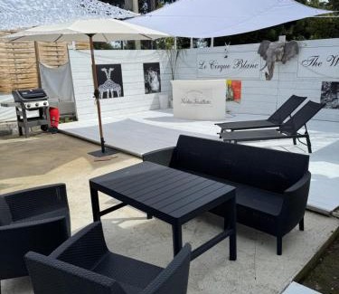 Antibes Ski Chalet | Bungalow avec piscine