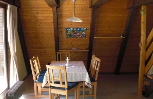 Strumpfelbrunn House | Bungalow in Waldbrunn
