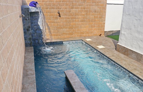 Conil de la Frontera Ski Chalet | Bungalow with two pools and free Wi-Fi