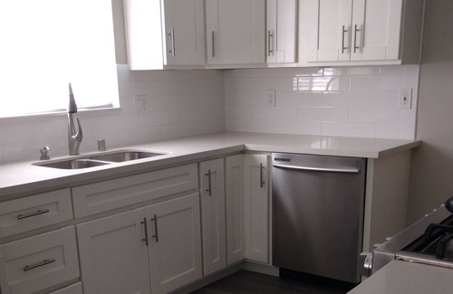 Placerville House | Bungalow with brand new stainless steel appliances and open concept kitchen