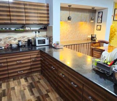 Mogappair House | Bungalow with covered Car park