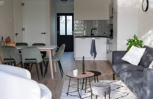 Municipality of Kaag en Braassem House | Bungalow with a balcony or terrace