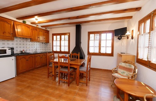 Pals Ski Chalet | Bungalow with pool access - 300 m Pals beach (CAL DALT 1H 621)