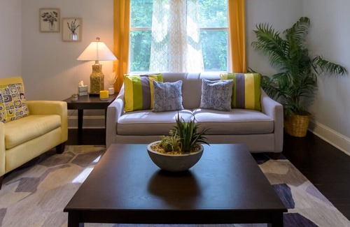 North Chesterfield House | Bungalow with Spiral Staircase Nook Borders Park