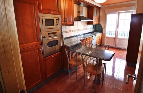 Malpica de Bergantinos Apartment | Buño 4 apartment - with hydromassage