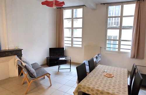 Hotel de Ville - Quinconces Apartment | Burdigala Homes - L'Appart Saint Pierre 01