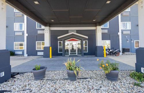 El Paso Hotel | Burgundy Inn & Suites By OYO El Paso