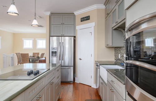 Oceanmarsh Subdivision House | Buried Treasure - Great Marsh Views on Harbor!