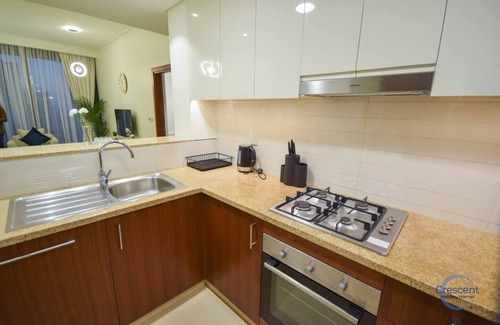 Downtown Dubai Apartment | Burj Khalifa Metro & Mall Access