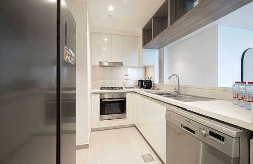 Za'abeel 2 Apartment | Burj Khalifa View - New 2BR - Dubai Mall Access