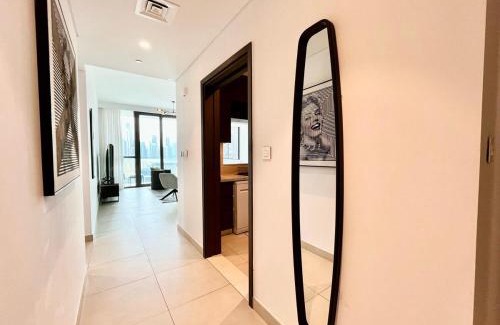 Bur Dubai Apartment | Burj view - 2 bedroom apartment connected to Dubal Mall