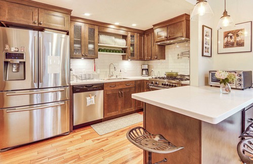 New North End House | Burlington Escape By Lake Champlain & Bike Path