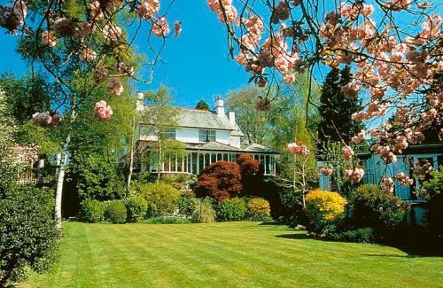 Bowness-on-Windermere Hotel | Burn How Garden Hotel - Bowness on Windermere
