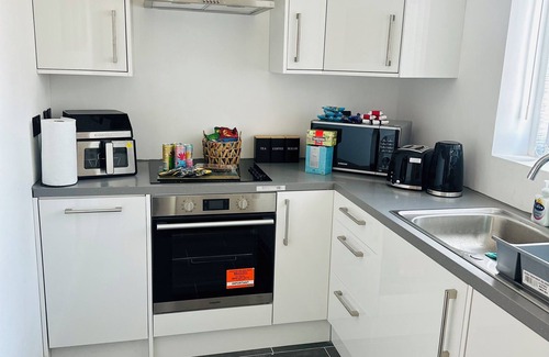 Burton on Trent Apartment | Burton Urban Apartment is offering City view in heart of burton town centre