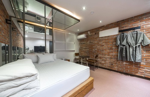 Daeyeon-dong Hotel | Busan Daeyeondong Hotel With