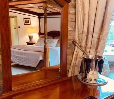 East Morton Bed & Breakfast | Busfeild Arms
