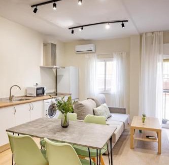San Julian Apartment | Bustos Tavera Central