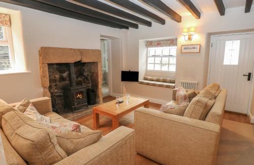 Great Longstone House | Buttercup Cottage