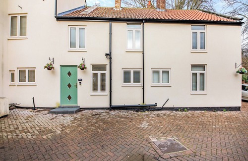 Yarm Cottage | Buttercup Cottage - UK45969