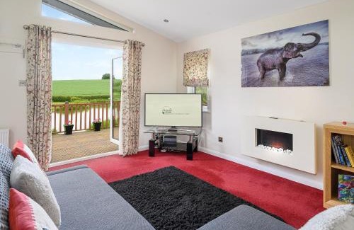 Great Oxendon House | Butterfly Lodge