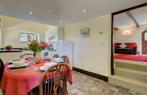 Brayford House | Button Stable - Three Bedroom House, Sleeps 6