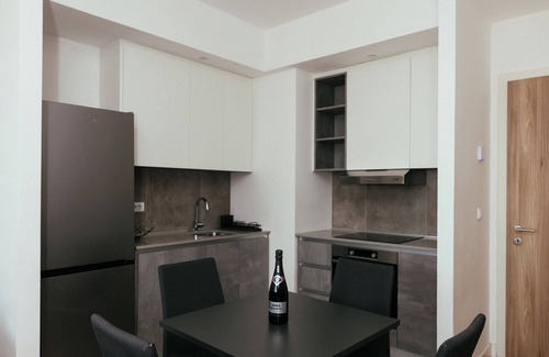 Savski Venac Apartment | BW One-Bedroom Apartment with Breakfast and Parking included