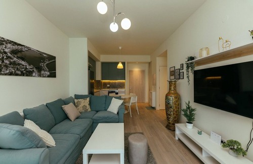 Sarajevska Apartment | BW One-Bedroom with Gallery View, Breakfast and Parking included