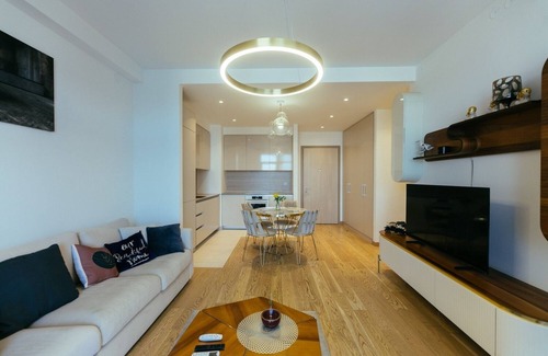 Savski Venac Apartment | BW Penthouse 23rd Floor with Breakfast and Parking included.