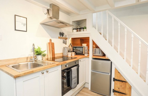 Cemaes Bay Cottage | Bwthyn Lili