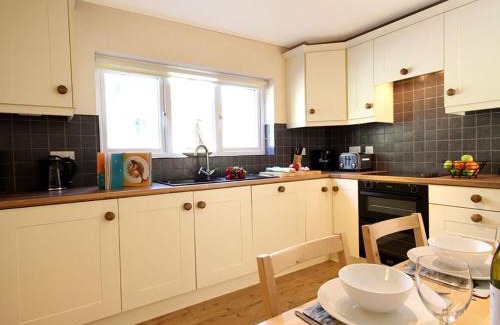 Borth-y-Gest House | Bwthyn y Mor