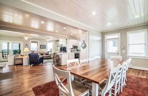 Pawleys Island House | By Grace Ocean Front 6 bedroom home on Pawleys Island!