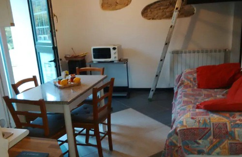 Vezzi Portio Apartment | by Laura and Sergio - dive & bike