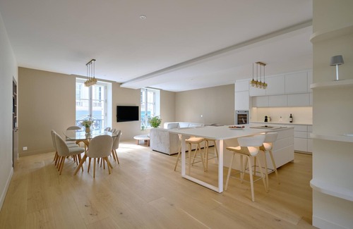 Odeon Apartment | By Saint-Sulpice newly refurbished 4 BR apartment